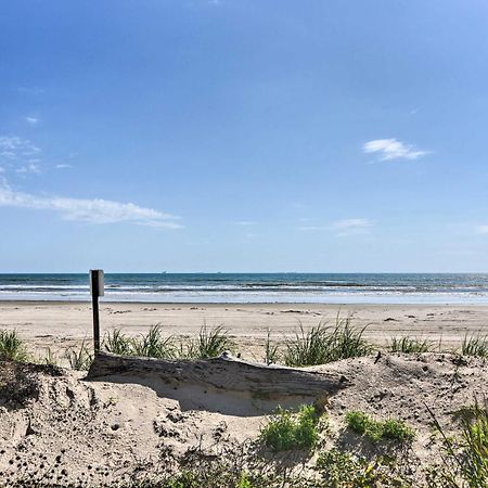 Surfside Beach Retreat With Deck And Ocean Views Εξωτερικό φωτογραφία