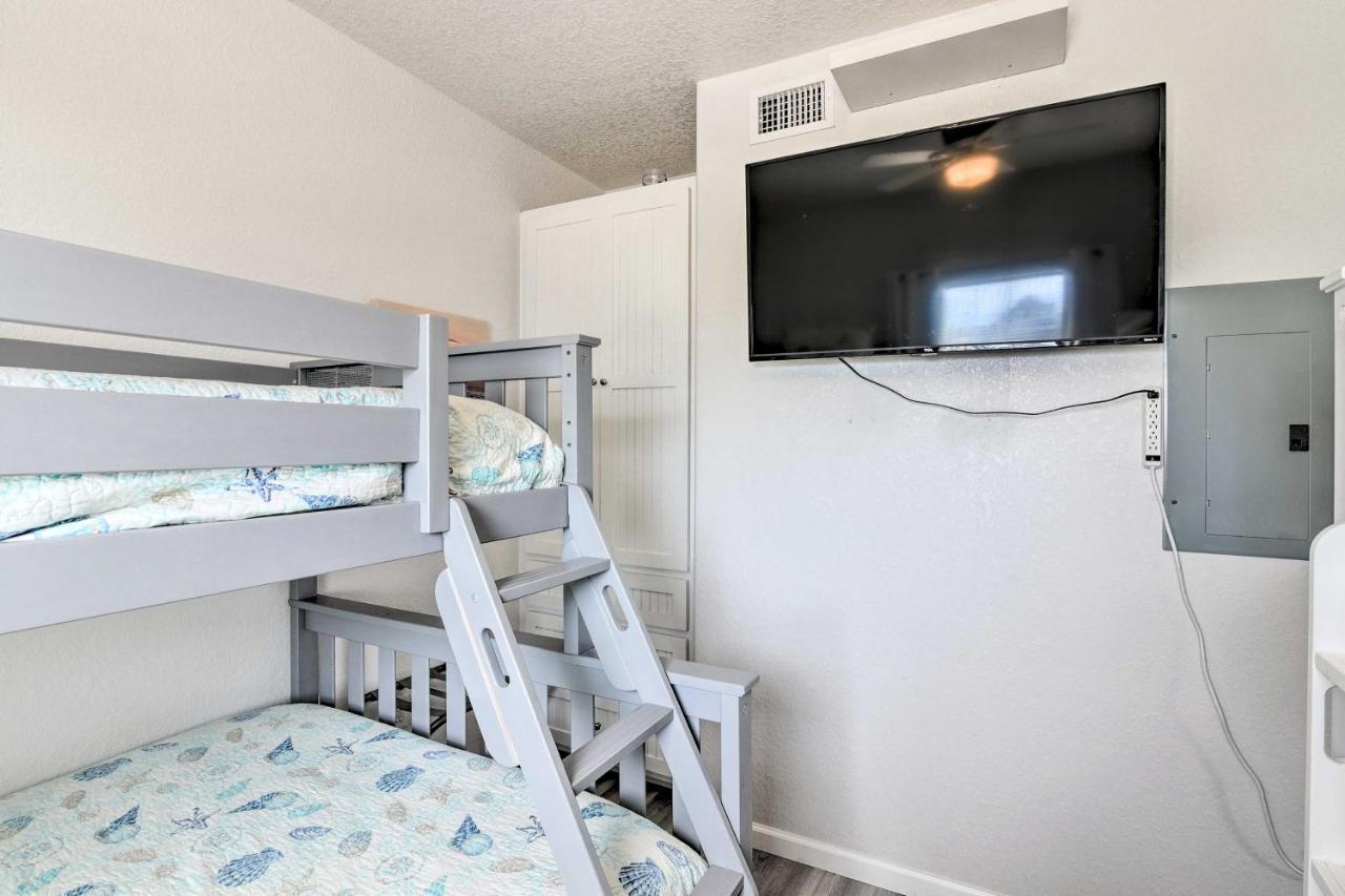 Surfside Beach Retreat With Deck And Ocean Views Εξωτερικό φωτογραφία